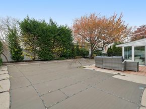 5 Culver Court, Melville NY 11747