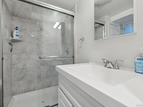 5 Culver Court, Melville NY 11747