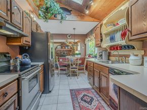 17 Washington Heights Street, Selden NY 11784