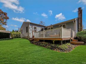 17 Washington Heights Street, Selden NY 11784