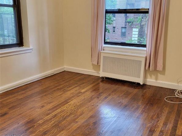 22-27 76 Street B2, East Elmhurst NY 11370