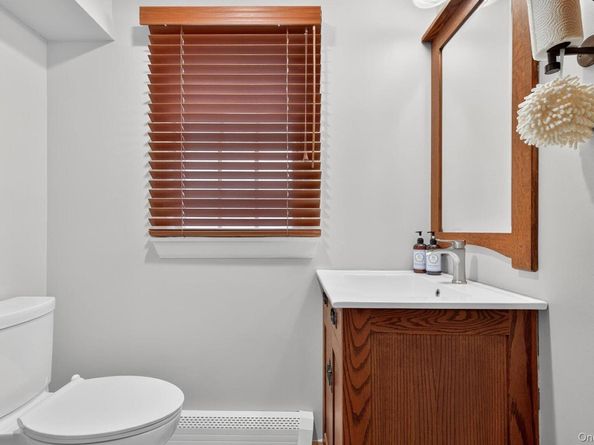 10 Sorgi Court, Plainview NY 11803