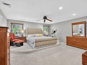 10 Sorgi Court, Plainview NY 11803