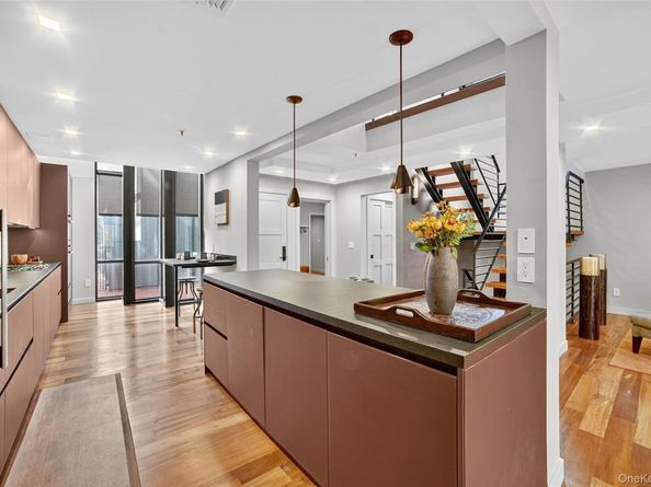 428 Pine Grove Lane, Hartsdale NY 10530