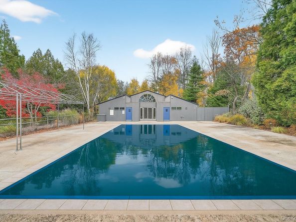 428 Pine Grove Lane, Hartsdale NY 10530