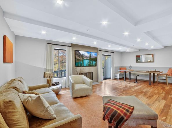 428 Pine Grove Lane, Hartsdale NY 10530