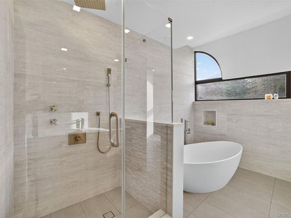 428 Pine Grove Lane, Hartsdale NY 10530