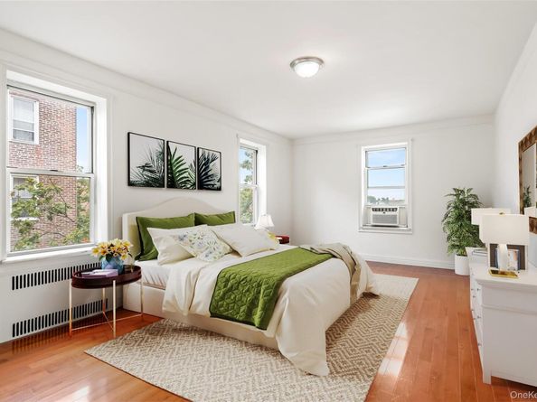 111-39 76th Road E7, Forest Hills NY 11375