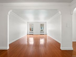 111-39 76th Road E7, Forest Hills NY 11375