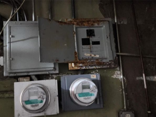 954 E 212th Street, Bronx NY 10469