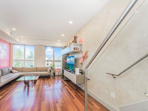 3116 Emmons Avenue 4, Brooklyn NY 11235