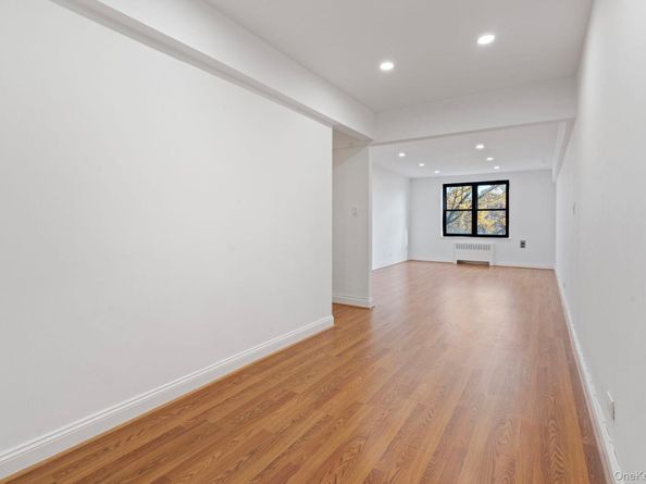 32-40 89 Street C409, East Elmhurst NY 11369