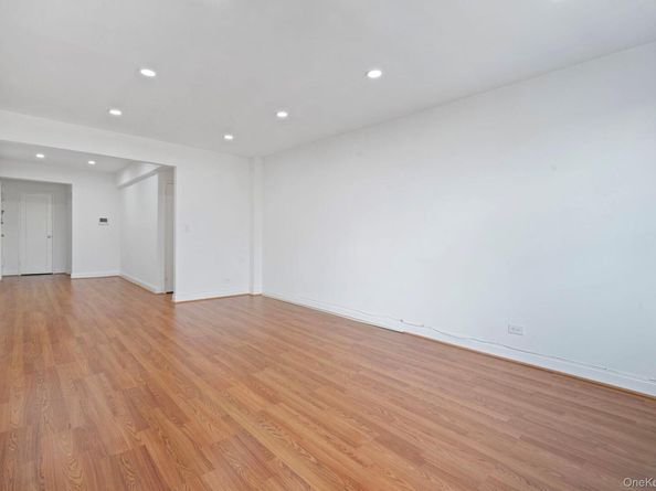 32-40 89 Street C409, East Elmhurst NY 11369