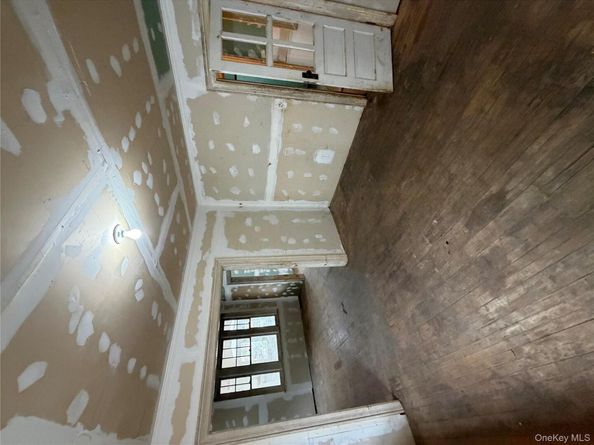 244 Tibbetts Road, Yonkers NY 10705