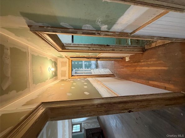 244 Tibbetts Road, Yonkers NY 10705