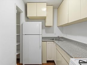 60-11 Broadway 4N, Woodside NY 11377