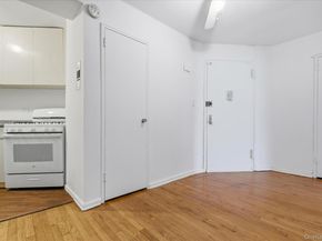 60-11 Broadway 4N, Woodside NY 11377
