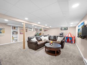 15 Goldsmith Avenue, Greenlawn NY 11740