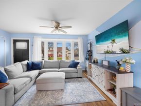 15 Goldsmith Avenue, Greenlawn NY 11740