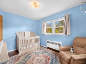 15 Goldsmith Avenue, Greenlawn NY 11740