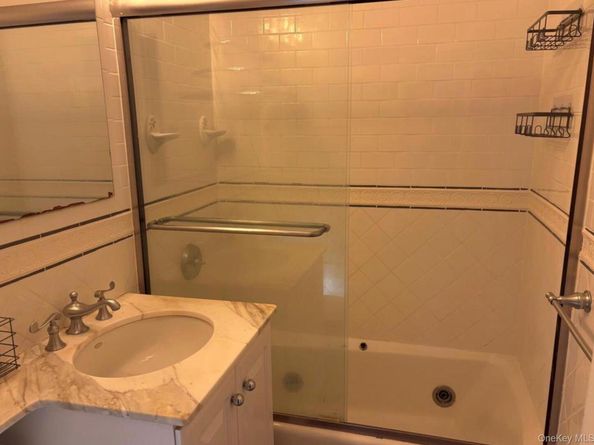 43-25 Douglaston Parkway B, Douglaston NY 11363