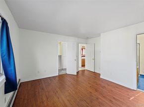 10 Queen Drive, Sound Beach NY 11789