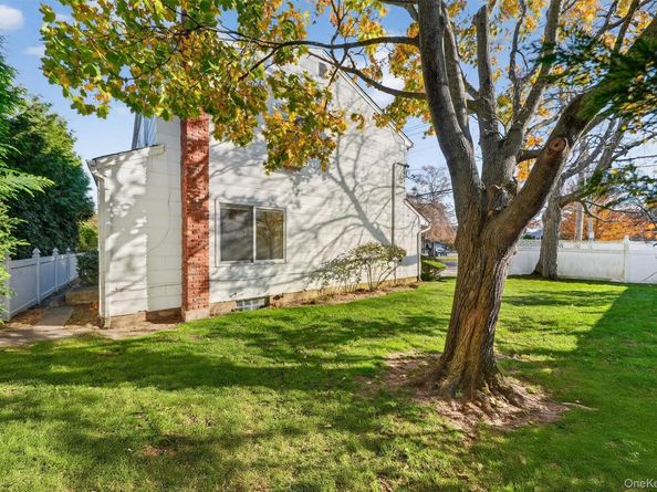 603 Foxhurst Road, Baldwin NY 11510