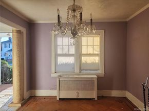 39 Hilbert Street, Hempstead NY 11550