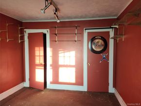 39 Hilbert Street, Hempstead NY 11550