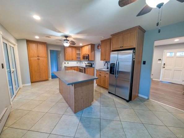 59 Westfield Road, Coram NY 11727