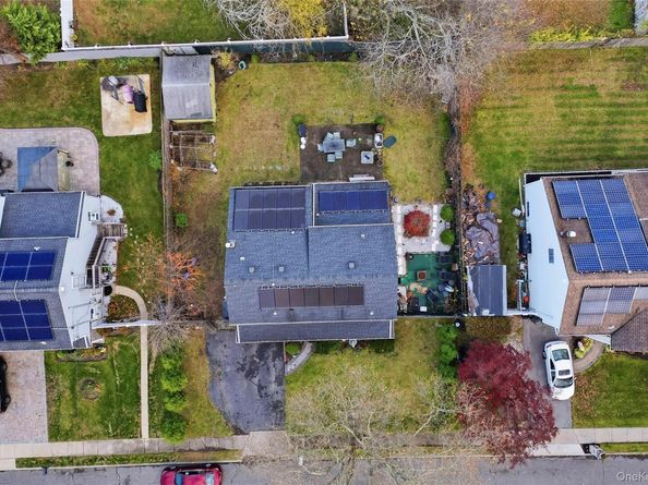 87 Root Avenue, Central Islip NY 11722
