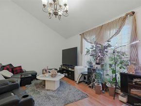 87 Root Avenue, Central Islip NY 11722