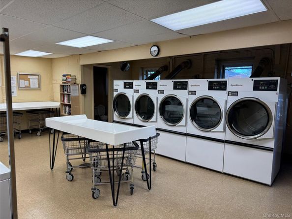 76 Dehaven Drive 2D, Yonkers NY 10703