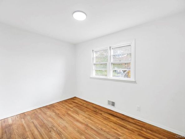 4 Washington Avenue, Smithtown NY 11787