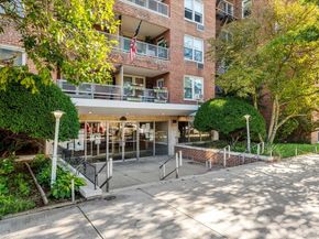 60-11 Broadway L6, Woodside NY 11377