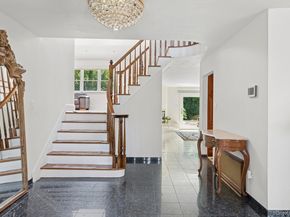 24-56 Little Neck Boulevard, Bayside NY 11360