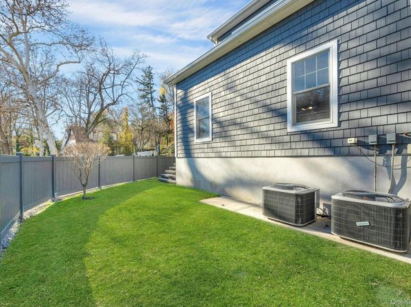 36 Lynwood Road, Scarsdale NY 10583