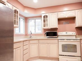 1322 Barry Drive S, Valley Stream NY 11580