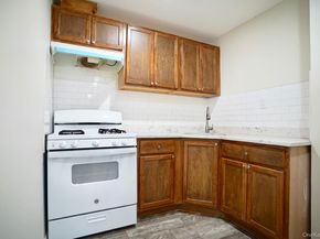90-15 207th Street, Queens Village NY 11428