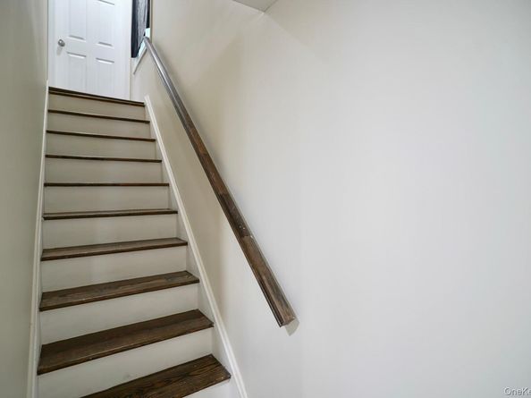 90-15 207th Street, Queens Village NY 11428