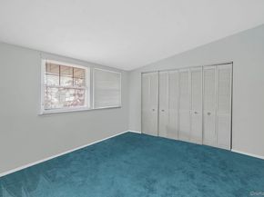 31 Cabin Lane, East Setauket NY 11733