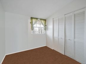 31 Cabin Lane, East Setauket NY 11733