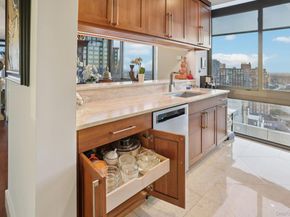 175 Huguenot Street 2403, New Rochelle NY 10801