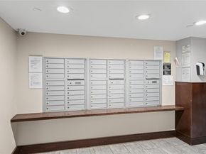 240 51 Avenue 1H, Long Island City NY 11101