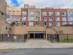 240 51 Avenue 1H, Long Island City NY 11101
