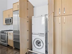 240 51 Avenue 1H, Long Island City NY 11101