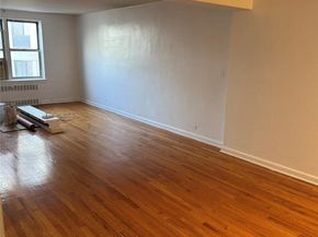 325 E 201st Street 3J, Bronx NY 10458