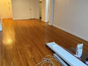 325 E 201st Street 3J, Bronx NY 10458