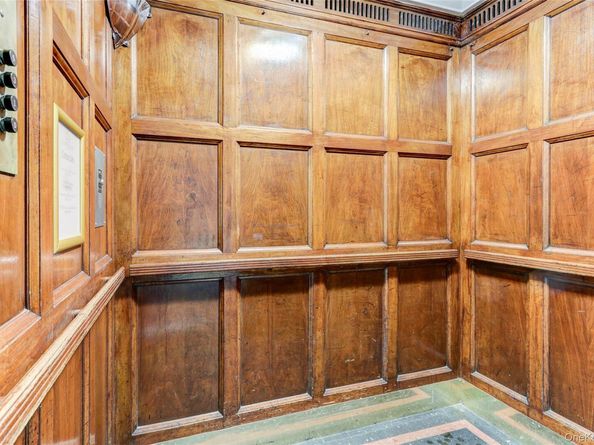 325 E 201st Street 3J, Bronx NY 10458