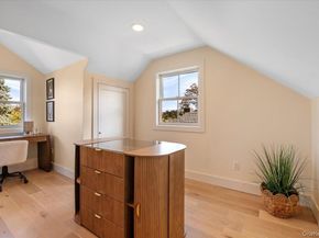 19 Sideview Drive, Oyster Bay NY 11771